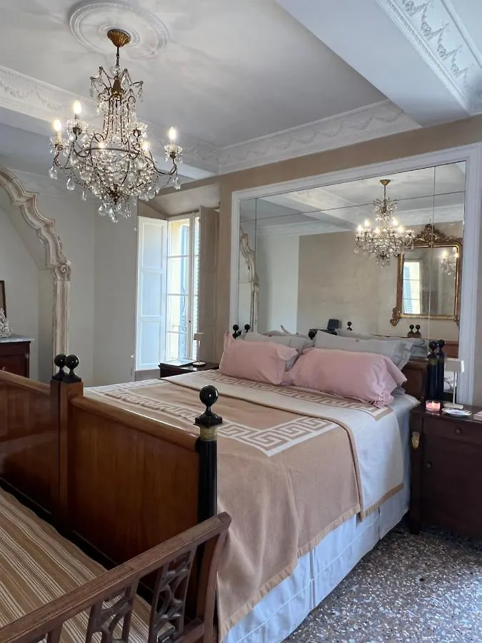 Castiglione 27 Luxury Suite Bolonia 0*,  Italia